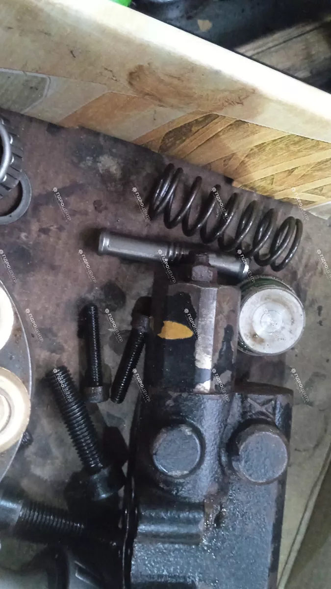 hydraulic-pump-Atlas-Copco-R902455077_4